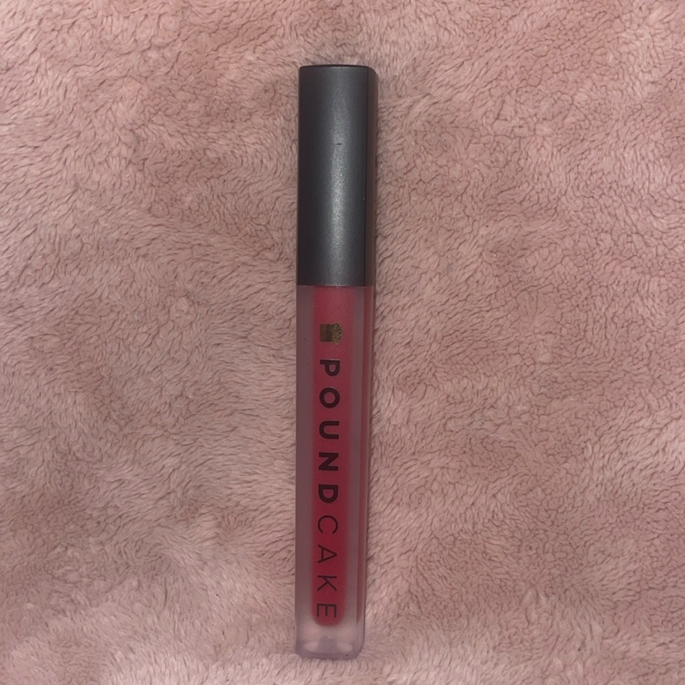 NWT Poundcake Cake Batter Red Velvet liquid lipstick.